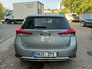 Toyota Auris foto 3