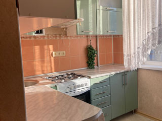 2-комн. кв., 52 м², 5/5 эт.