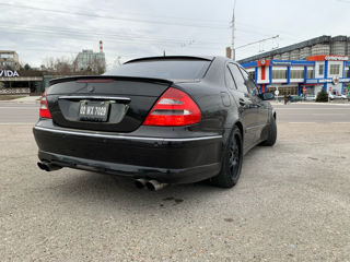 Mercedes E-Class фото 3