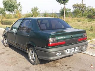 Renault 19 foto 4