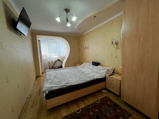 Apartament cu 2 camere, 64 m², Buiucani, Chișinău foto 5