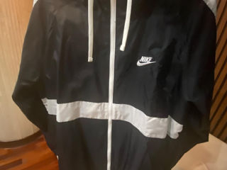 Nike custum sportiv original marimea M Recent adus