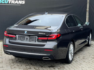 BMW 5 Series foto 4