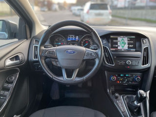 Ford Focus foto 8