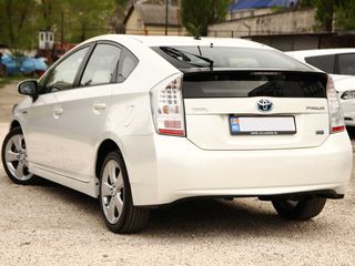 Toyota Prius foto 3