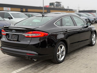 Ford Fusion foto 3