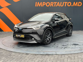 Toyota C-HR фото 1