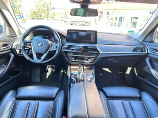 BMW 5 Series foto 14