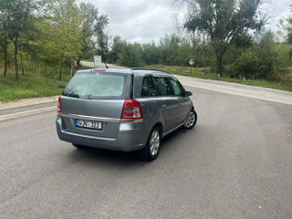 Opel Zafira foto 4