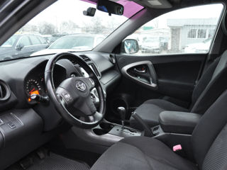 Toyota Rav 4 foto 10