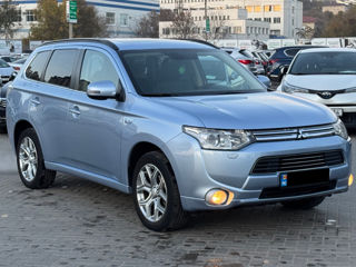 Mitsubishi Outlander foto 5