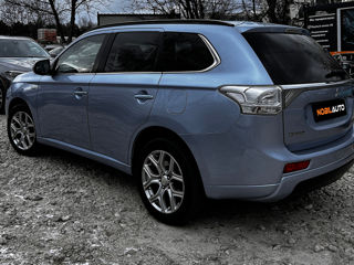 Mitsubishi Outlander foto 4
