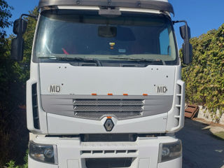 Renault Premium  450