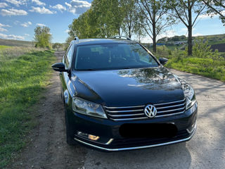 Volkswagen Passat foto 1