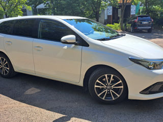 Toyota Auris foto 4