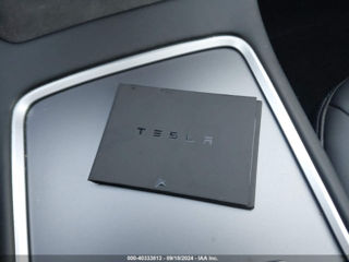 Tesla Model 3 foto 10