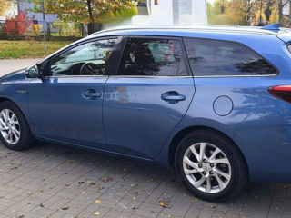 Toyota Auris foto 5