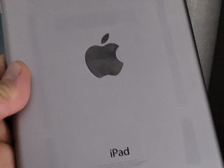 iPad mini la  699 lei