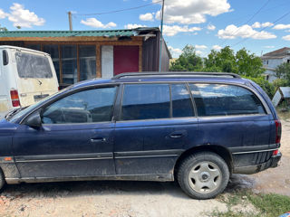 Opel Omega foto 3