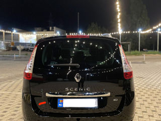 Renault Grand Scenic foto 6