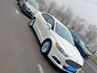 Ford Fusion foto 6