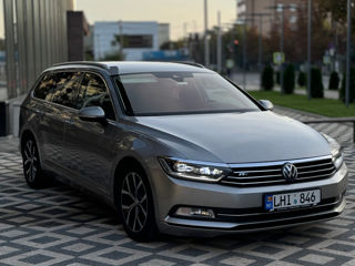 Volkswagen Passat foto 2