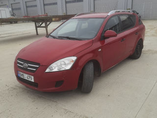 KIA Ceed Sw foto 4