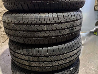 Michelin Agilis 215/60 R17C foto 2