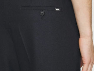 Pantaloni de lână Hugo Boss foto 2