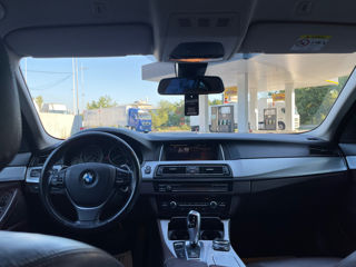 BMW 5 Series foto 10