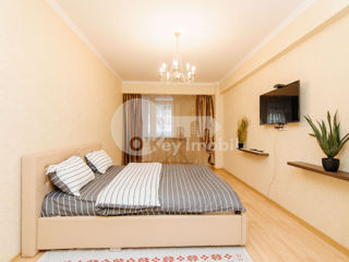 Apartament cu 3 camere, 105 m², Centru, Chișinău foto 1