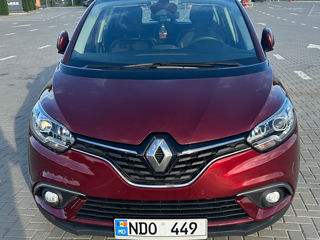 Renault Grand Scenic foto 3