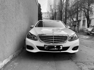 Mercedes E-Class foto 1