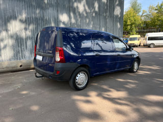 Dacia Logan foto 2