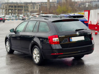 Skoda Octavia foto 9