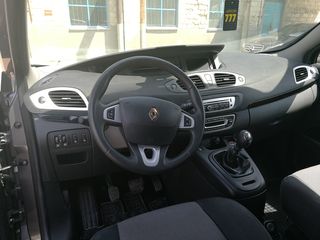 Renault Grand Scenic foto 7