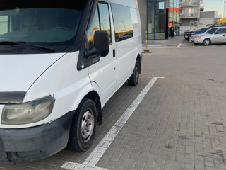 Ford Transit Connect foto 2