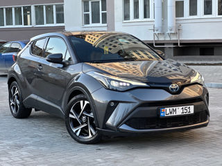 Toyota C-HR foto 2