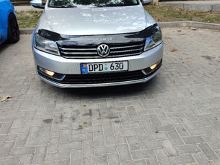 Volkswagen Passat foto 3