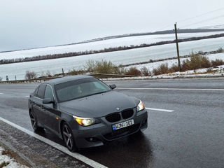 BMW 5 Series foto 8