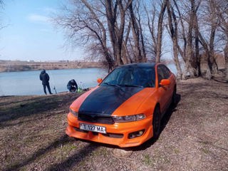Mitsubishi Galant