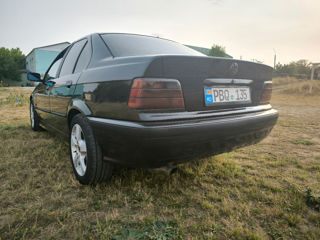 BMW 3 Series foto 5