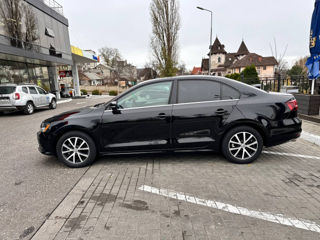 Volkswagen Jetta foto 7