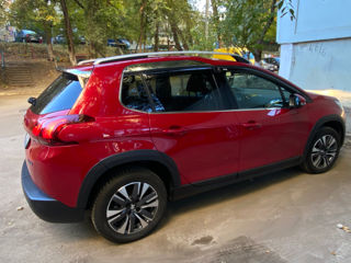 Peugeot 2008 foto 4