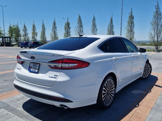 Ford Fusion foto 5