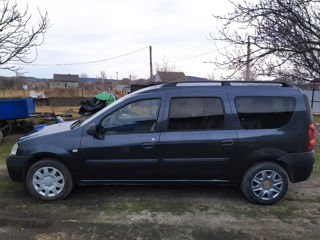 Dacia Logan foto 6