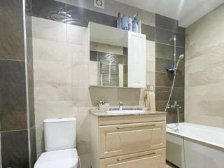 Apartament cu 2 camere, 55 m², Buiucani, Chișinău foto 8