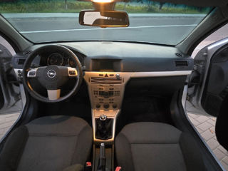 Opel Astra foto 7