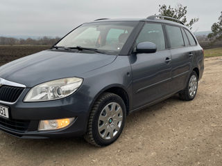 Skoda Fabia foto 2