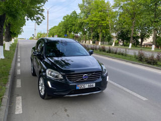 Volvo XC60 foto 2